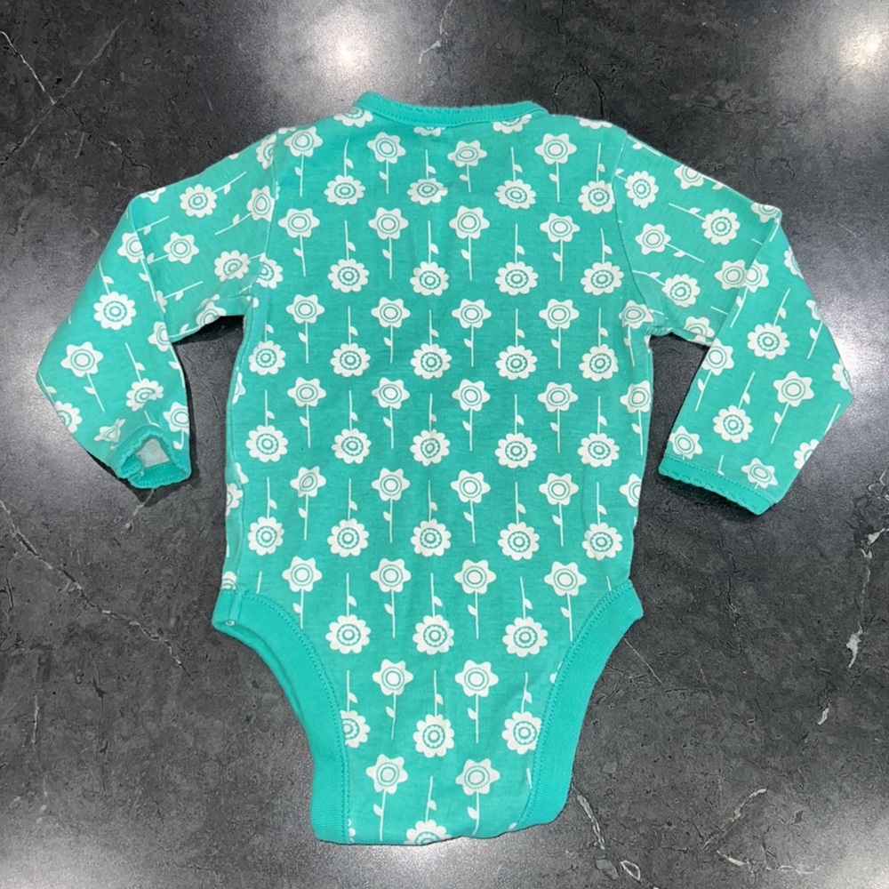 Old Navy 6-12 M long sleeve onesie - Picture 3 of 3